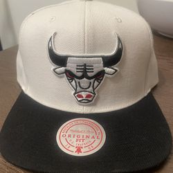 Bulls Hat