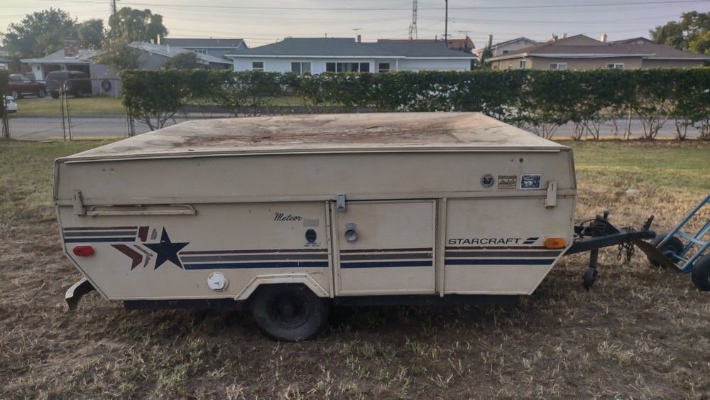 StarCraft Pop Up Camper
