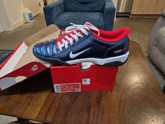 Nike total 90