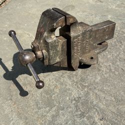 Charles Parker #103 Bench Vise