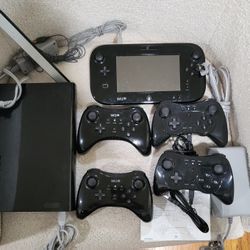 Wii U Console With Super Smash Bros