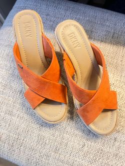 DKNY Sandal