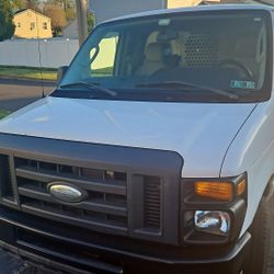 2014 Ford E-250