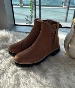 Ankle boots