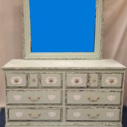 Dresser With Mirror & Nightstand.