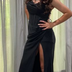 Black prom dress size 2 