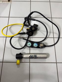 Mares Regulator Set w/ Depth Gauge and Spare Air tank