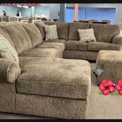 Ashley| Oversized Chocolate Comfort Modern Sectional with Chaise ~ Living Room Set 💥💥💥 Showroom Available 👍