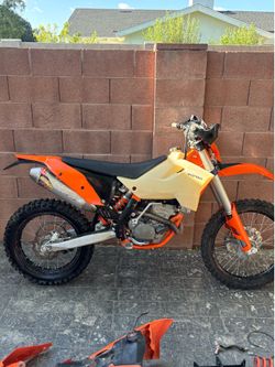 2011 KTM 250 XCF-W – $2750 OBO