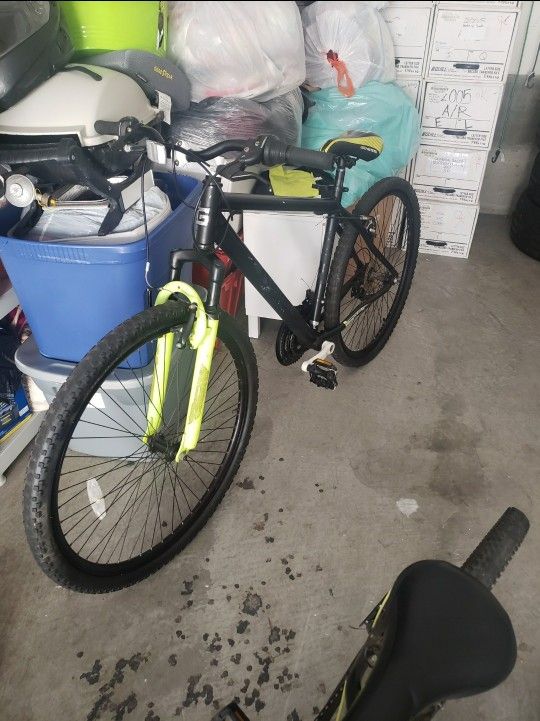 Mountain Bike $50