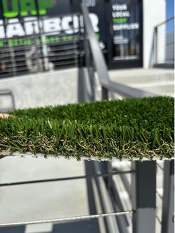 Pet turf/zacate on sale $1.59 **Fast draining**