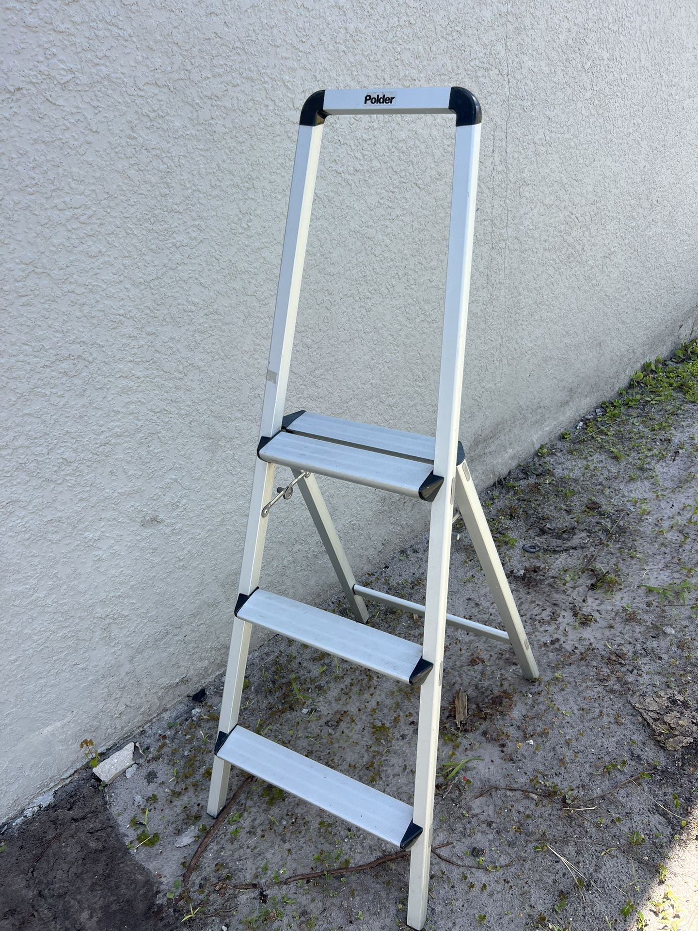 Ladder / Escalera