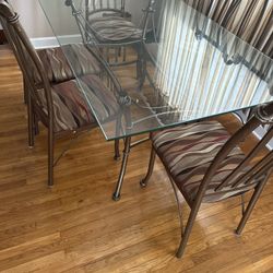 Dinning Table W/chairs