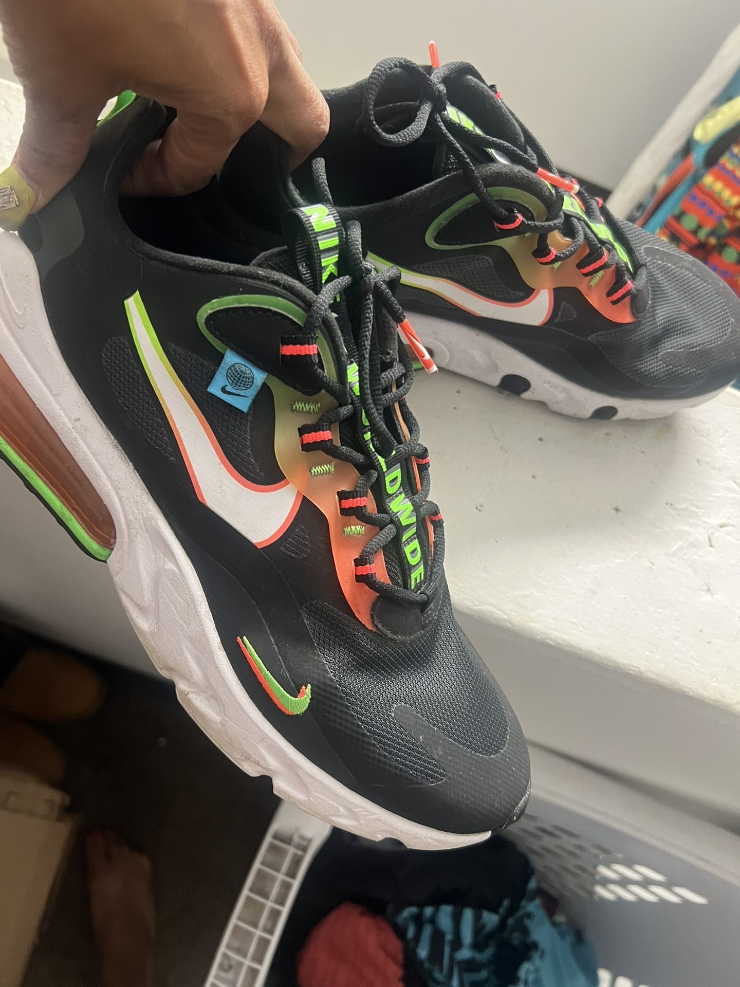 Men’s Nike 9.5