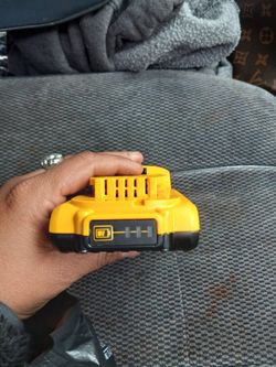 Dewalt 2.0 Battery