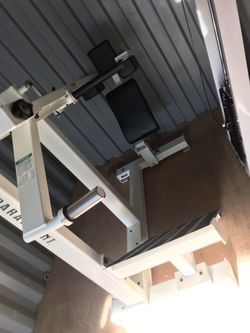 Paramount Pendulum Squat for Sale in Atlanta GA OfferUp