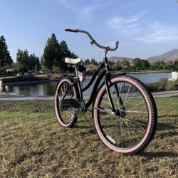 New Beautiful 🌸 Beach Cruiser Ladies Women’s Girls Bike Bicycle 26” Tires Standard Size Comfortable