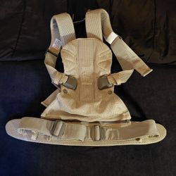 Baby Bjorn Carrier