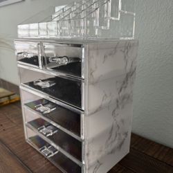 Makeup Organizer