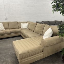 Free Delivery* Like New Light Brown Sectional Sofa with Chaise! #SofaKingLV Couch Couches Brown Sectional Recliners Chaise