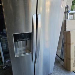 Whirlpool Refrigerator Side By Side