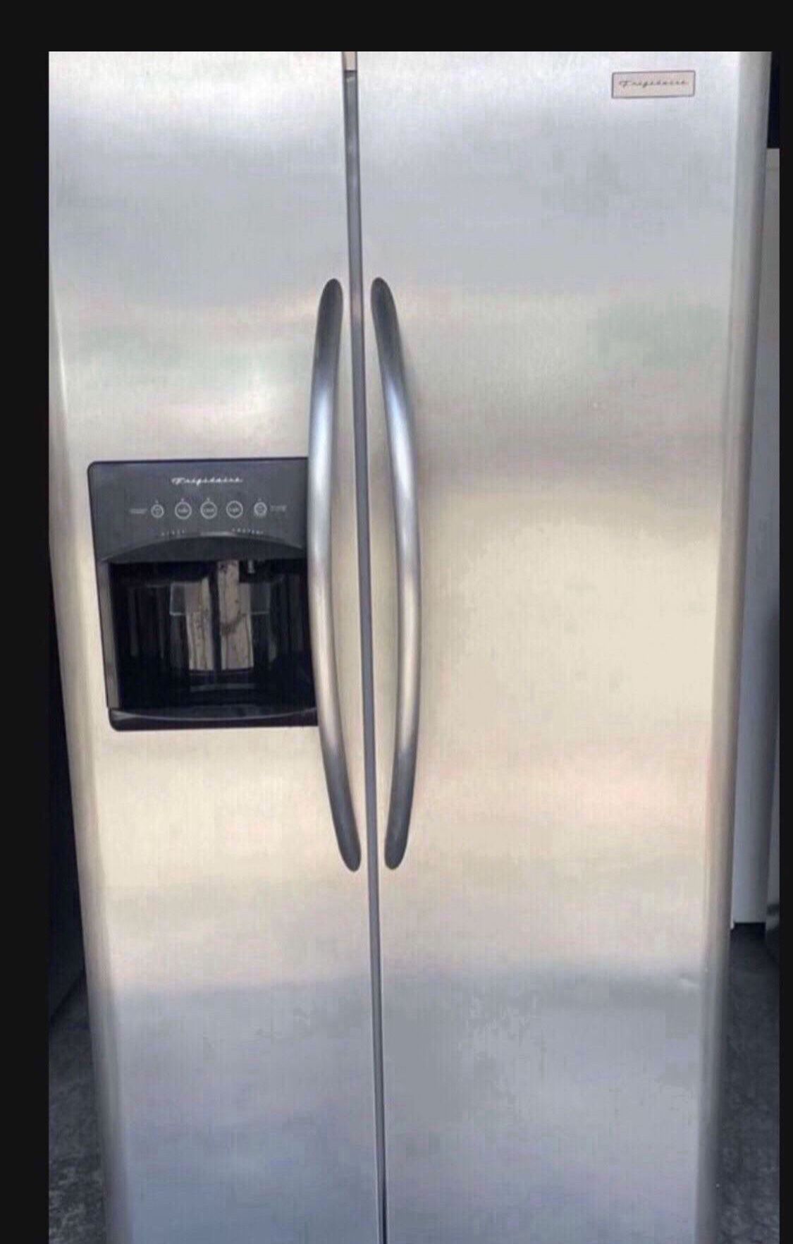 33” FRIGIDAIRE STAINLESS  Proffesional SERIES GOOD CON