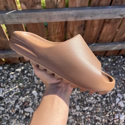 Adidas Yeezy Slide Flax (Size 10)