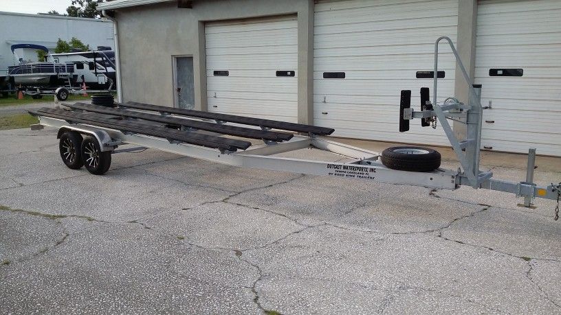 2022 Aluminum Tritoon Pontoon Trailer for boats 23-27 ft (disc brakes)