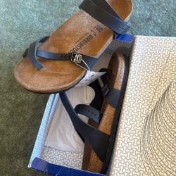 Birkenstock Yara Black Oiled Leather - Size 42 Regular Width 