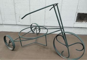 Vintage Green Metal Plant Stand