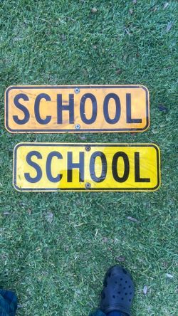 VINTAGE SCHOOL SIGN Traffic Road Sign Yellow 24" Old Decommissioned Sign