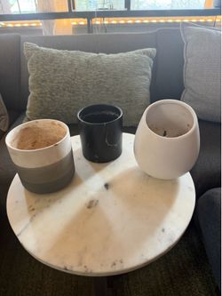3 small pots for plants