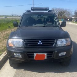 Suv Mitsubishi Montero Limited Edition