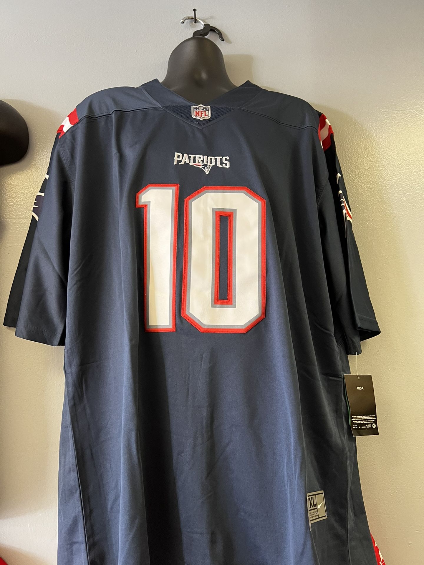 Patriots Jones Jersey #10