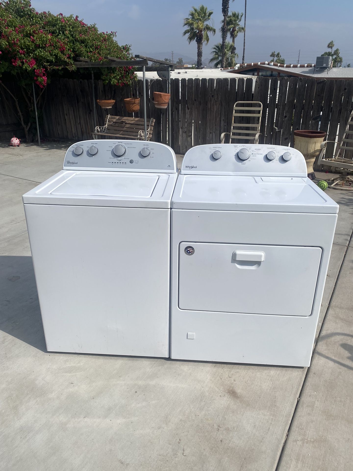 whirlpool washer and dryer gas heavy duty super capacity good condition delivery and installation available