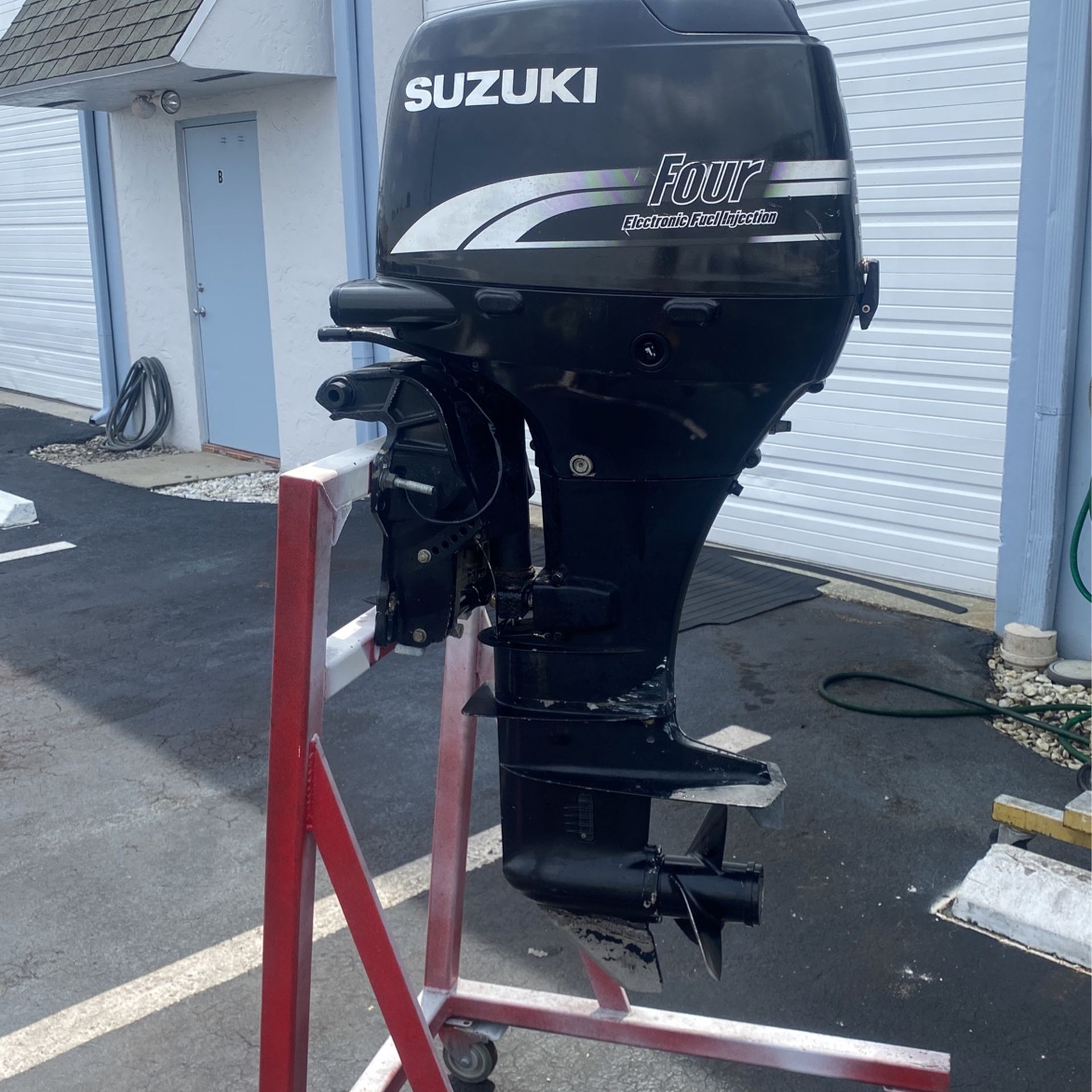 2000 Suzuki DF50 Four stroke Outboard for Sale in Fort Lauderdale, FL