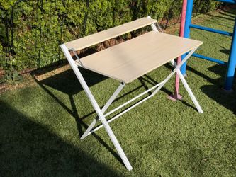 Folding desk with shelf
