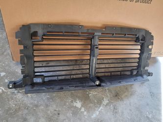 2023-2026 SILVERADO 1500  GRILLE SHUTTER