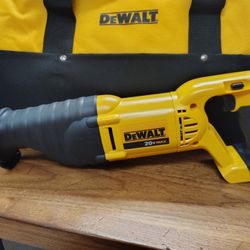 DeWalt Saw Zall Or Reciprocating Saw Tool Only