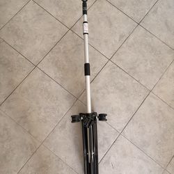 Tripod