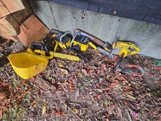 Old chainsaws