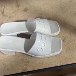 Gucci  Rubber women Slides 