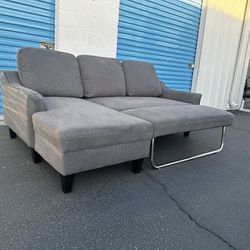Small Gray Sofa Chaise Couch/Bed 🚛🚛 Free Delivery 🚛🚛