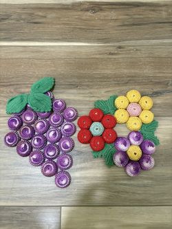 Vintage crotchet kitchen trivets pot holder grapes flowers
