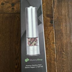 Electric Pepper or Salt Mill