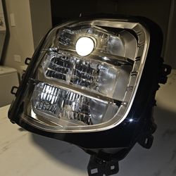 2022 2023 Mitsubishi Outlander OEM LED RH Right Headlight Lamp Complete