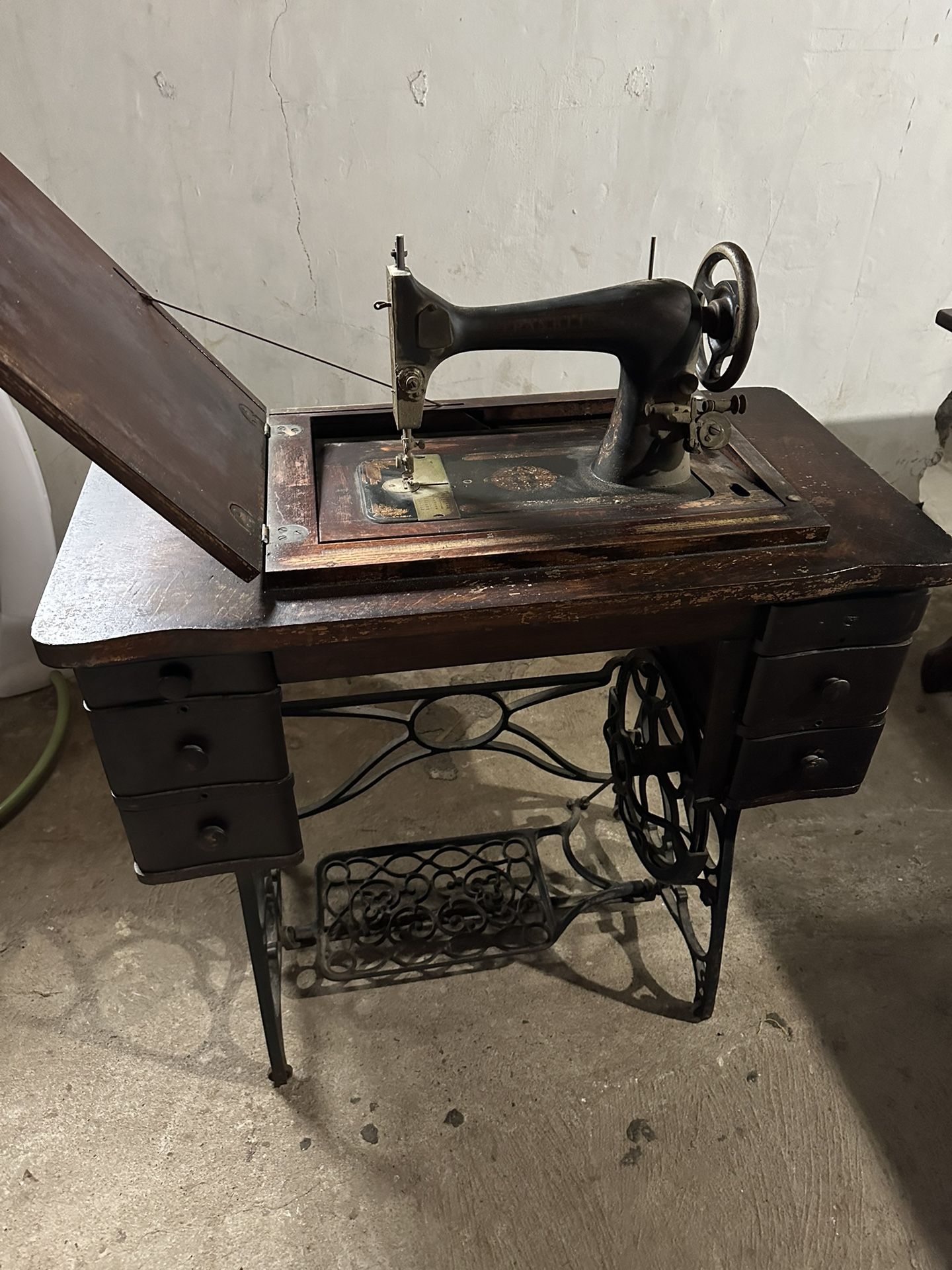 1971 Franklin Sewing Machine