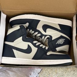 Nike Jordan 1’s “Georgetown” Size 10