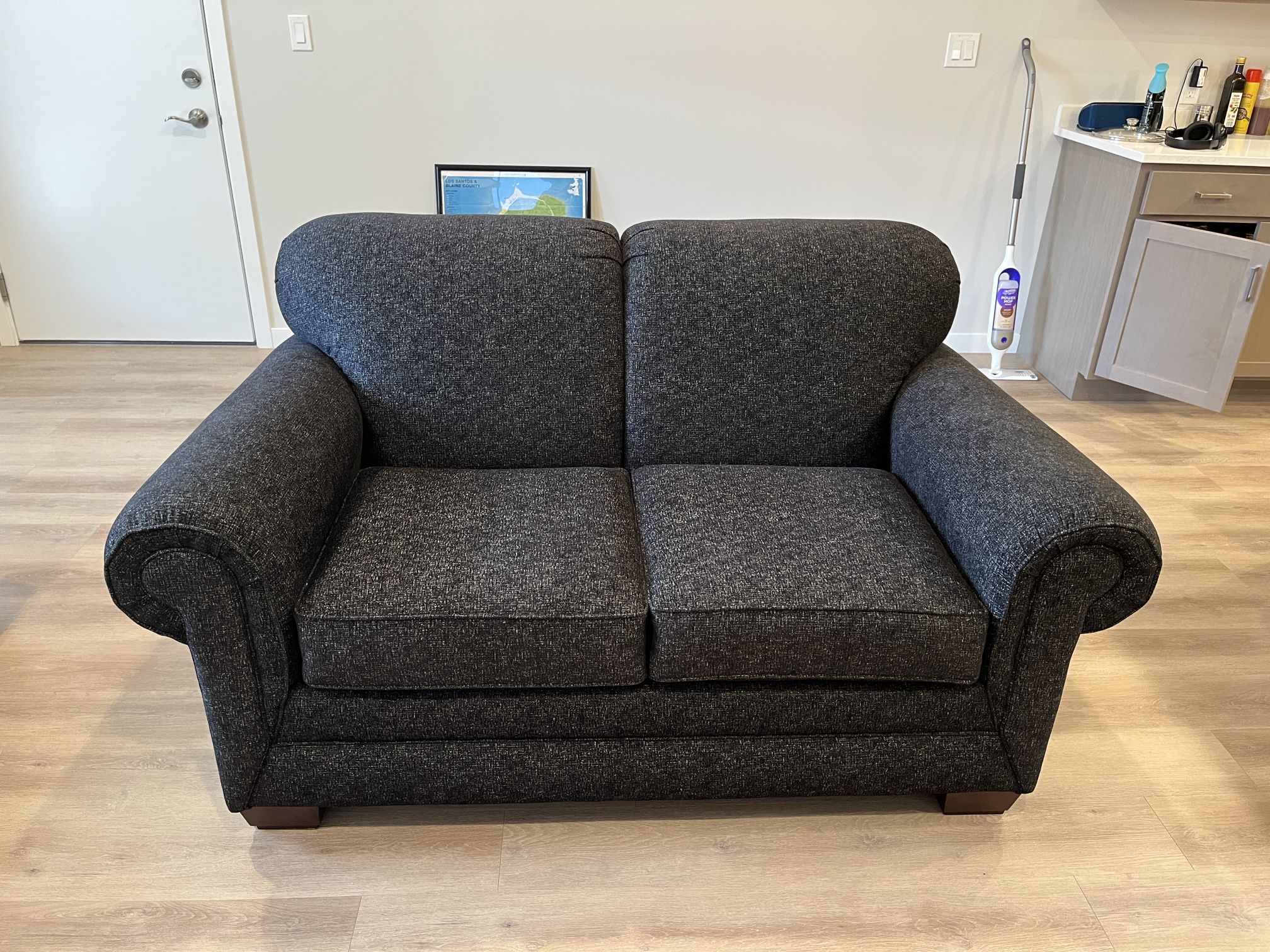 Black Loveseat (Slumberland)