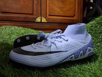Soccer cleats us size 2youth
